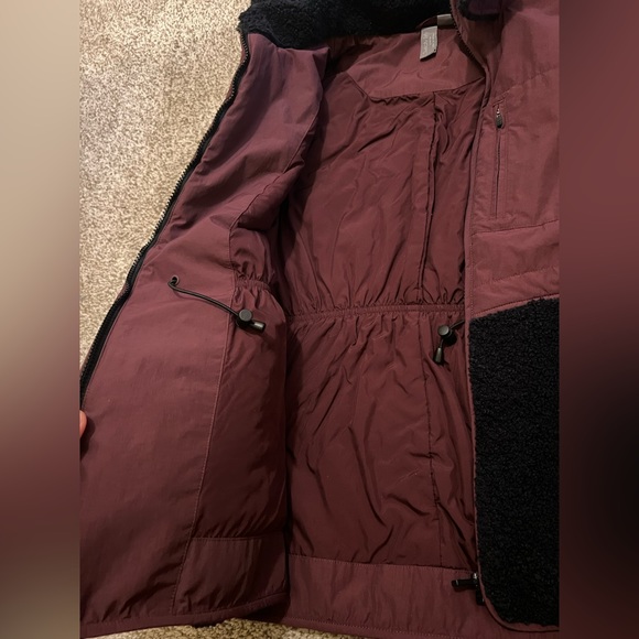 NWOT sweaty Betty fleece block vest - Picture 2 of 5